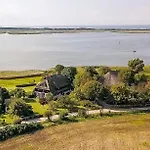 Hof Zeesenblick 05 *